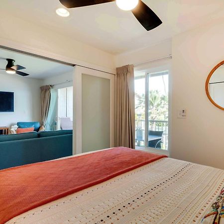 Waipouli Beachfront Condo With Balcony And Ocean Views Kapa'a Eksteriør billede